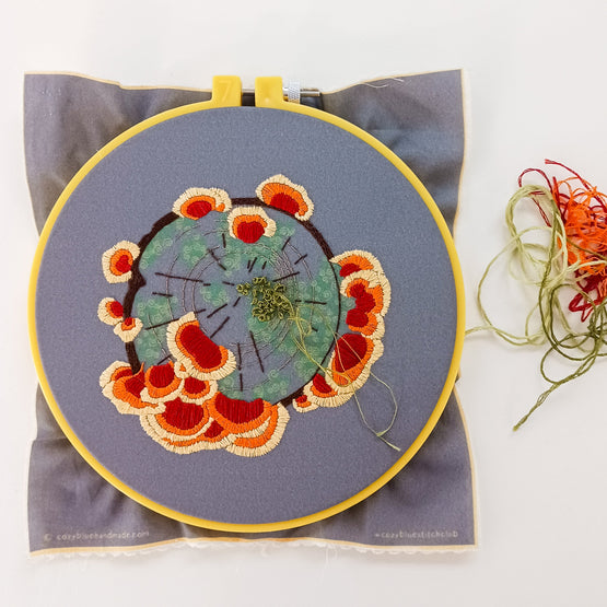 wildlife embroidery kit