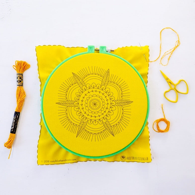 stitch club :: 1/2019 :: golden mandala