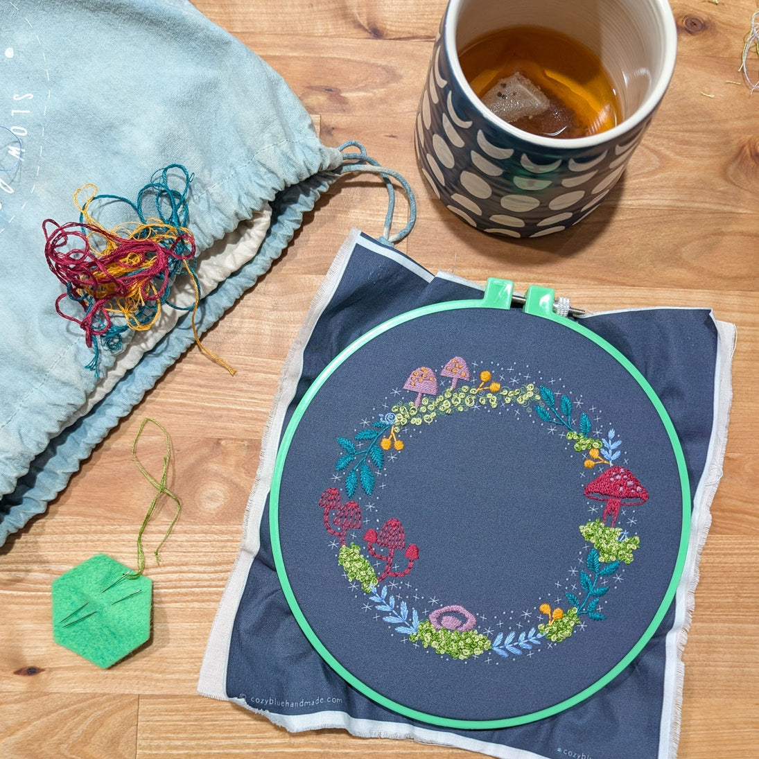 stitch club :: 1/2026 :: woodland wreath