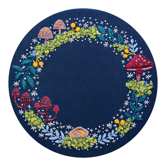 woodland wreath pre-printed fabric embroidery pattern
