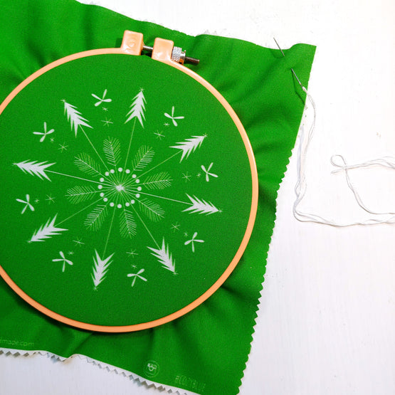evergreen embroidery kit