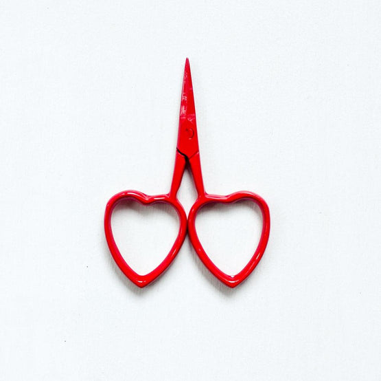 little heart scissors [last chance!]